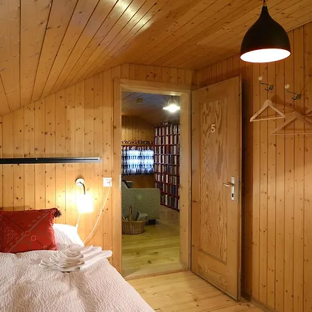 Chalet *